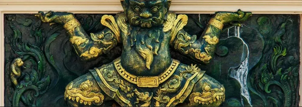 Expert en art asiatique près de Vallauris