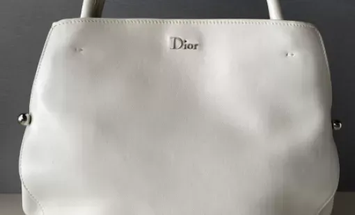 Vente de maroquinerie près de Vallauris