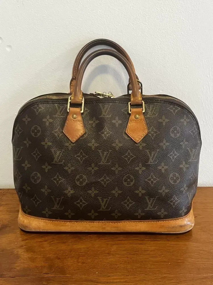 Rachat de maroquinerie près de Vallauris